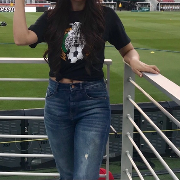 Women Highrise denim slim straight jeans - Picture 6 of 6